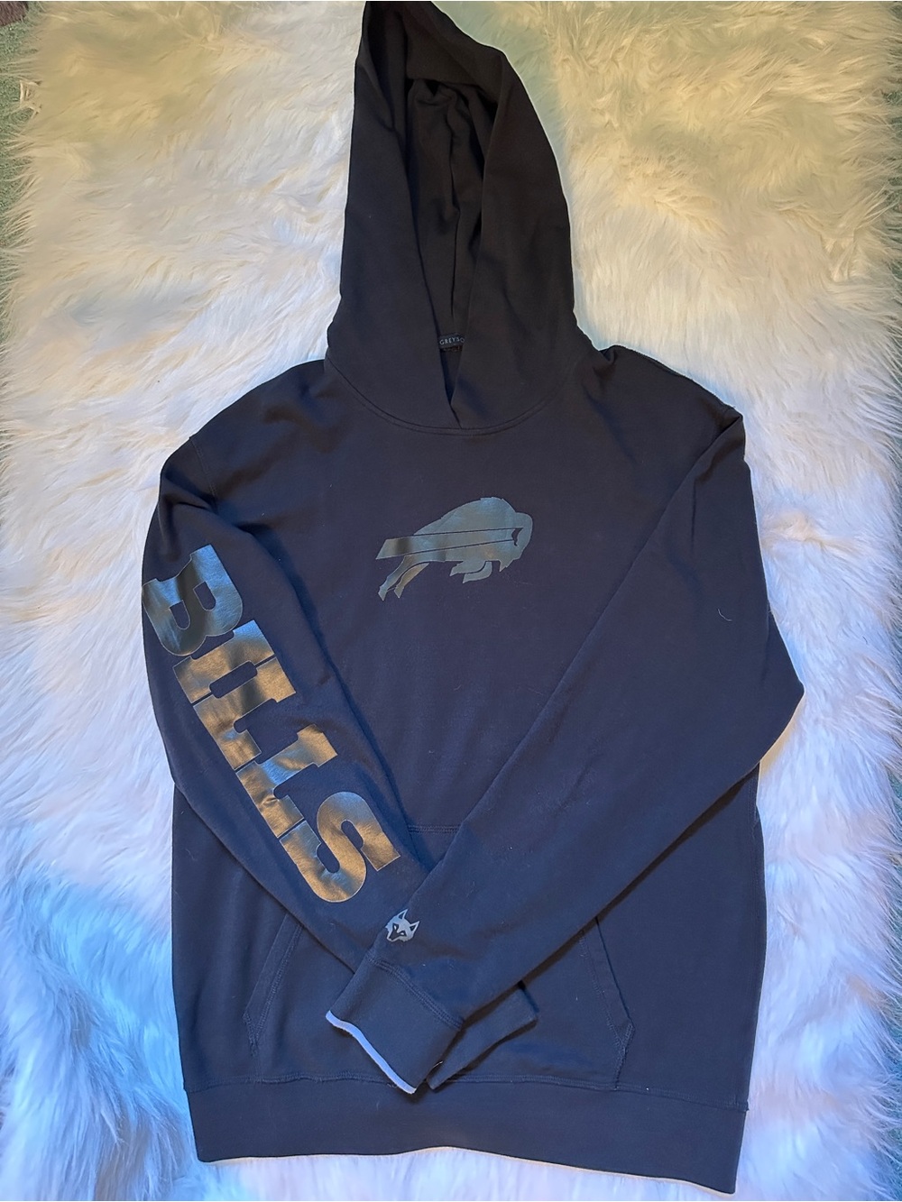 Greyson Pullover Hoodie with Bills Graphics NWT